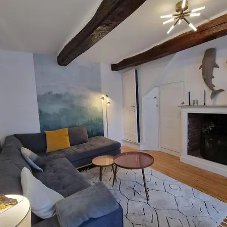 Дом отдыха La De Milo - Typical Fisherman's House - 2 Bedrooms Онфлёр